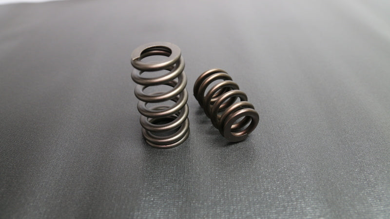 Ferrea Acura/Honda K20 Single Beehive Ovate PAC Alloy Nitrided Valve Spring - Set of 16 Valve Springs, Retainers Ferrea