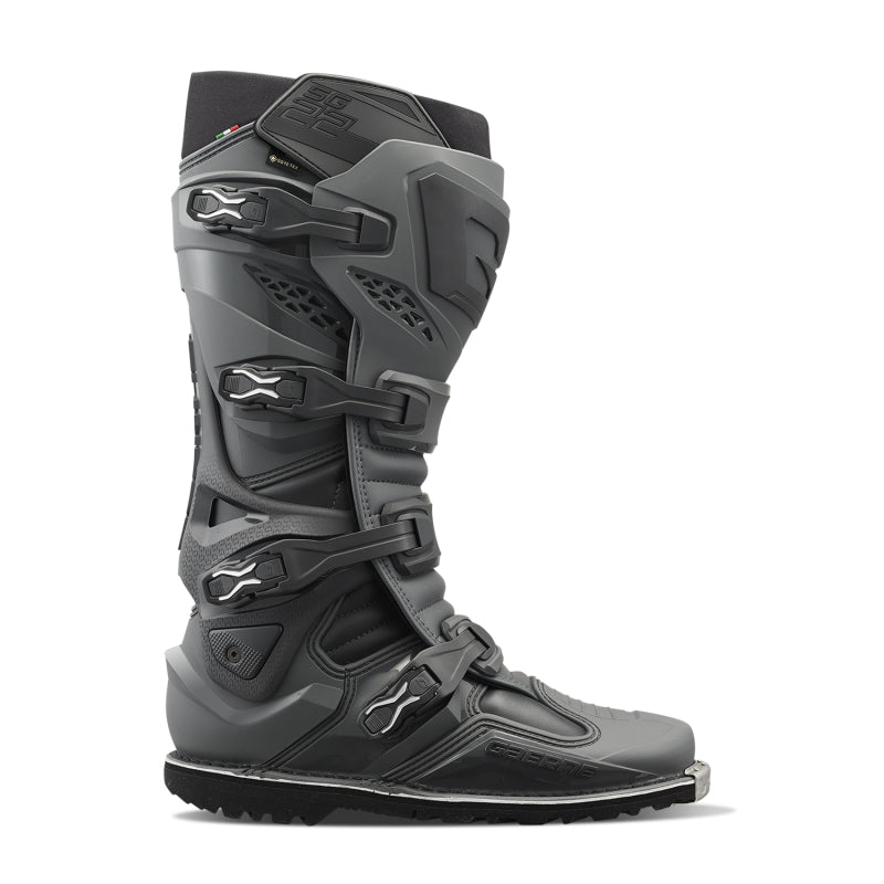 Gaerne SG22 Gore-Tex Enduro Boot Battleship Size - 10.5 Motorcycle Boots Gaerne