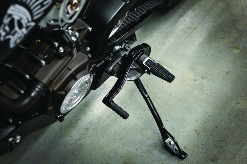 Kuryakyn Mid Controls 15 and Up Scout Models Excluding Bobbers Black Footpegs Kuryakyn