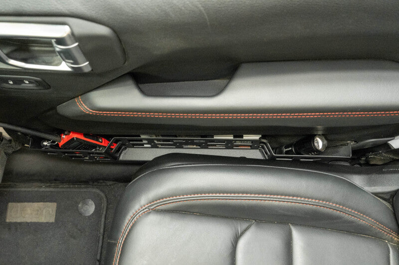 DV8 Offroad 18-25 Jeep Wrangler JL Electric Seat Front Door Molle Pockets Exterior Trim DV8 Offroad
