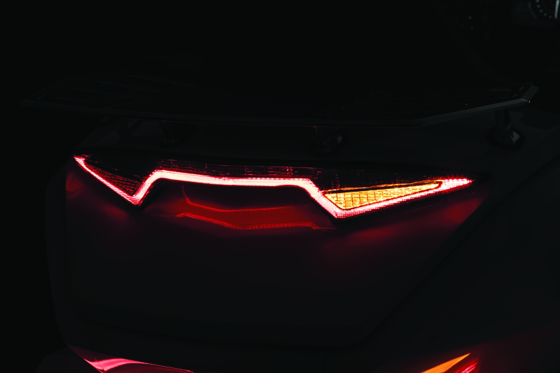 Kuryakyn Omni L.E.D Trunk Light Bar 18-20 GL1800 Brackets Kuryakyn