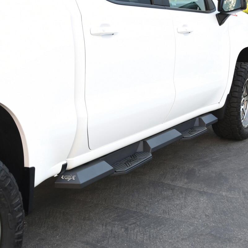 Westin 2019 Chevrolet Silverado/Sierra 1500 Crew Cab Xtreme Nerf Step Bars - Textured Black Nerf Bars Westin