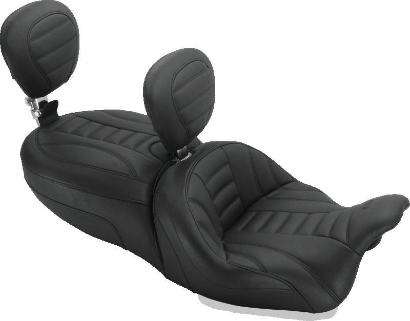 Mustang 15-21 Harley Freewheeler Std Touring Deluxe 1PC Seat w/Driver and Passenger Backrest - Black One-Piece Motorcycle Seats Mustang Motorcycle