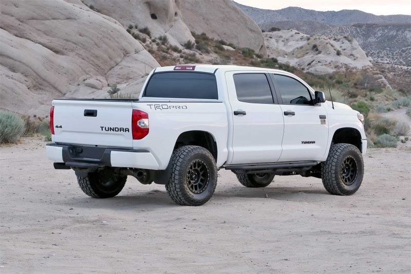 Fabtech 16-19 Toyota Tundra 4WD Trd Pro 4in Perf Sys w/Dlss 2.5 C/Os & Rr Dlss Coilovers Fabtech