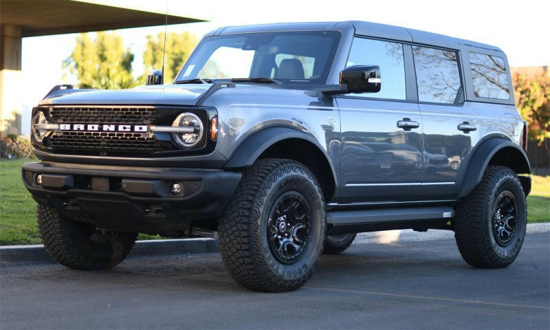 AMP Research 21-23 Ford Bronco 4 Door (Excl. Raptor) XL PowerStep - Black Running Boards AMP Research