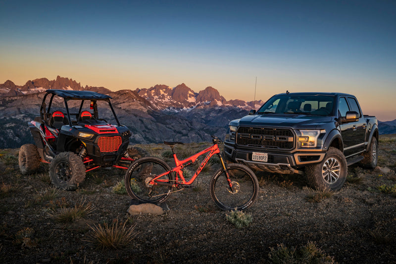 Fox 20+ GM 2500/3500 HD 2.0 Performance Series IFP Rear Shock 1.5-3in Lift Shocks and Struts FOX