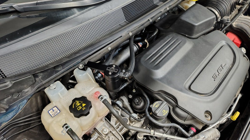 J&L 17-25 Chrysler Pacifica/20-25 Chrysler Voyager Oil Separator PCV Side - Black Anodized Oil Separators J&L
