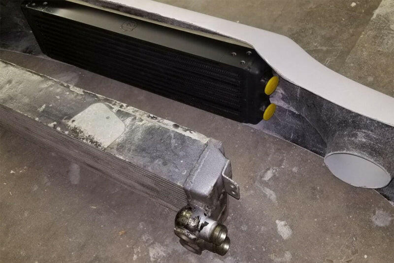 CSF Universal Dual-Pass Oil Cooler (RS Style) - M22 x 1.5 - 24in L x 5.75in H x 2.16in W Oil Coolers CSF