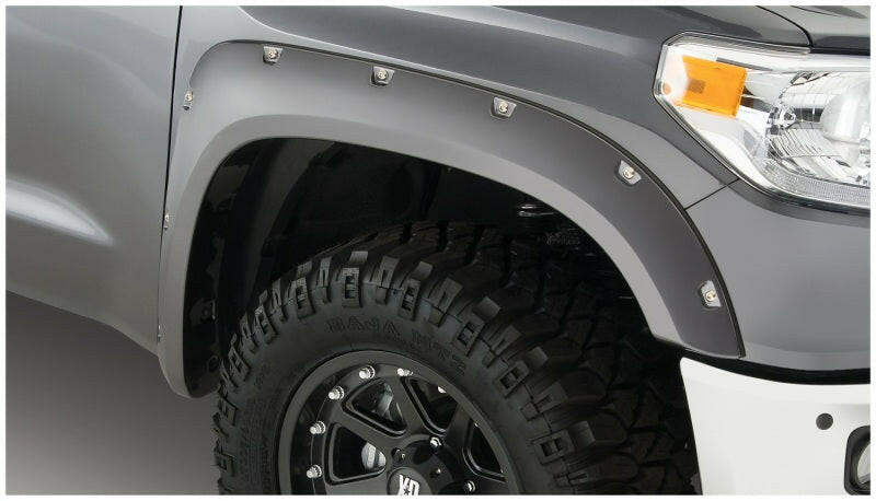 Bushwacker 14-18 Toyota Tundra Fleetside Pocket Style Flares 4pc 66.7/78.7/97.6in Bed - Black Fender Flares Bushwacker