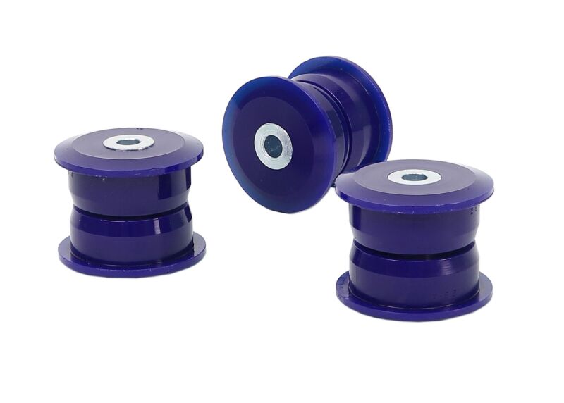 SuperPro 2008 Pontiac G8 Base Rear Differential-to-Subframe Mount Kit Differential Bushings Superpro