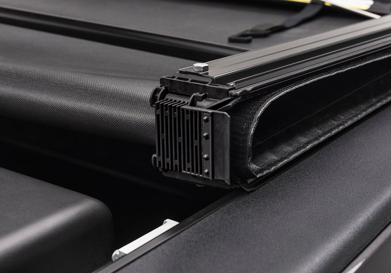 Truxedo 07-20 Toyota Tundra w/Track System 6ft 6in Deuce Bed Cover Bed Covers - Folding Truxedo