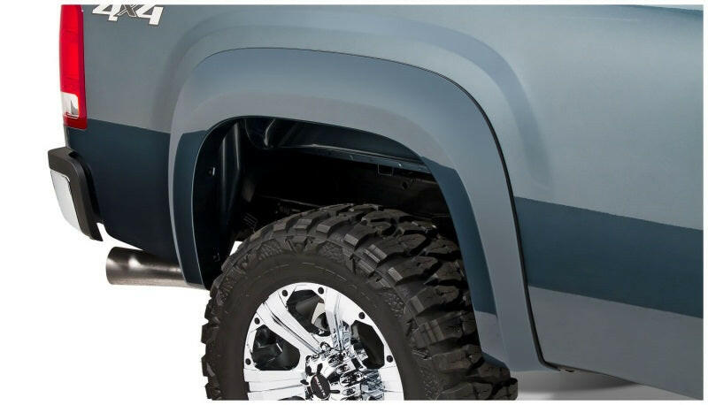 Bushwacker 07-13 GMC Sierra 1500 Fleetside Extend-A-Fender Style Flares 2pc 78.7/97.6in Bed - Black Fender Flares Bushwacker