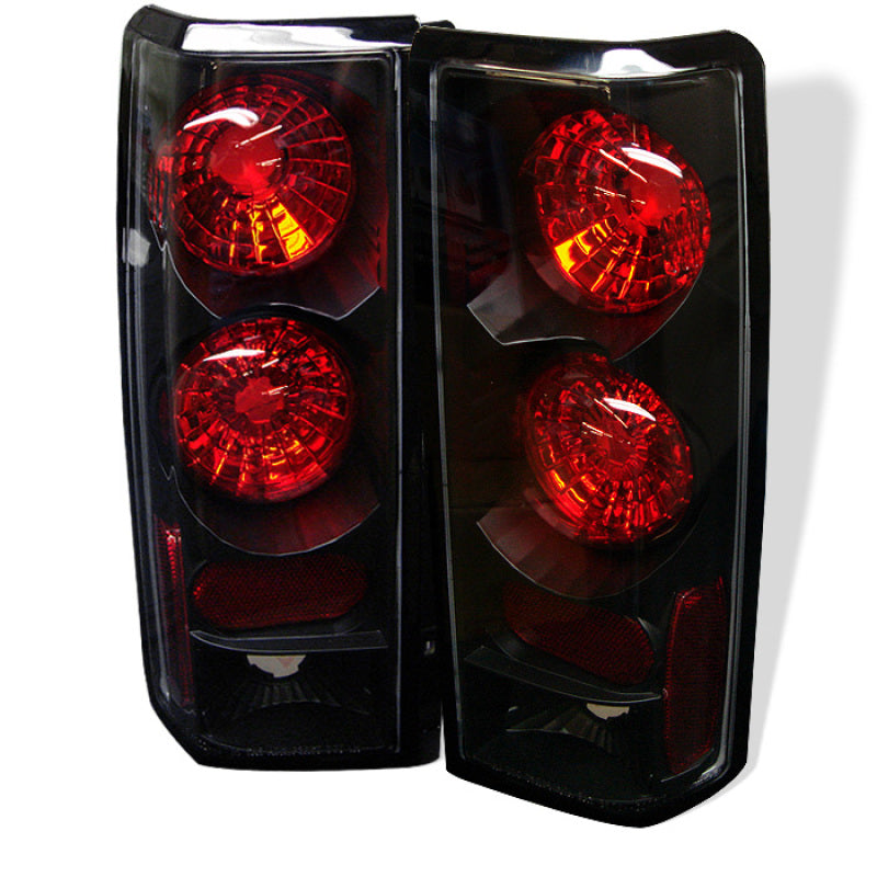 Spyder Chevy Astro/Safari 85-05 Euro Style Tail Lights Black ALT-YD-CAS85-BK Tail Lights SPYDER