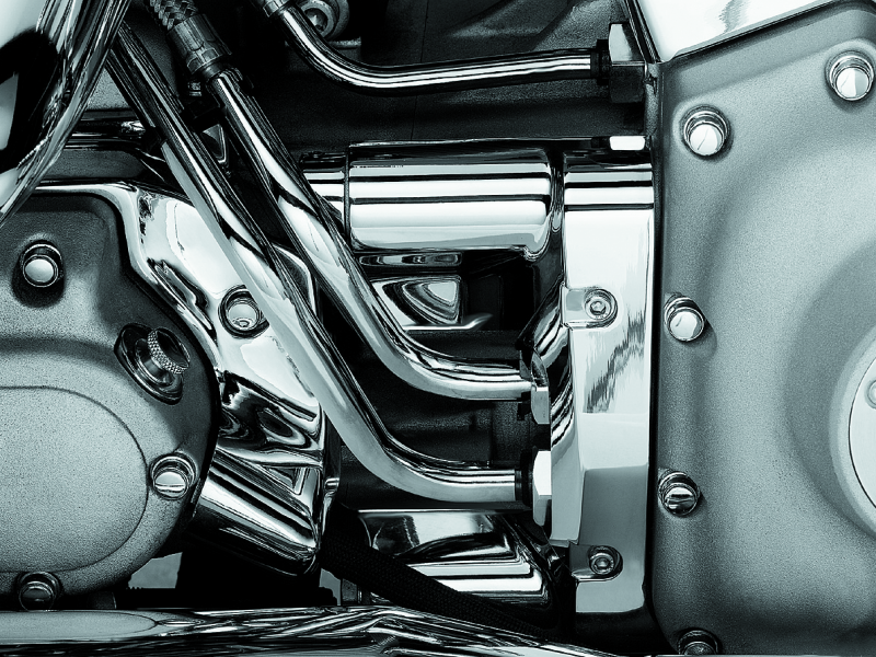 Kuryakyn Deluxe Oil Line Nacelle Cover 00-06 Softail Models Chrome Engine Covers Kuryakyn