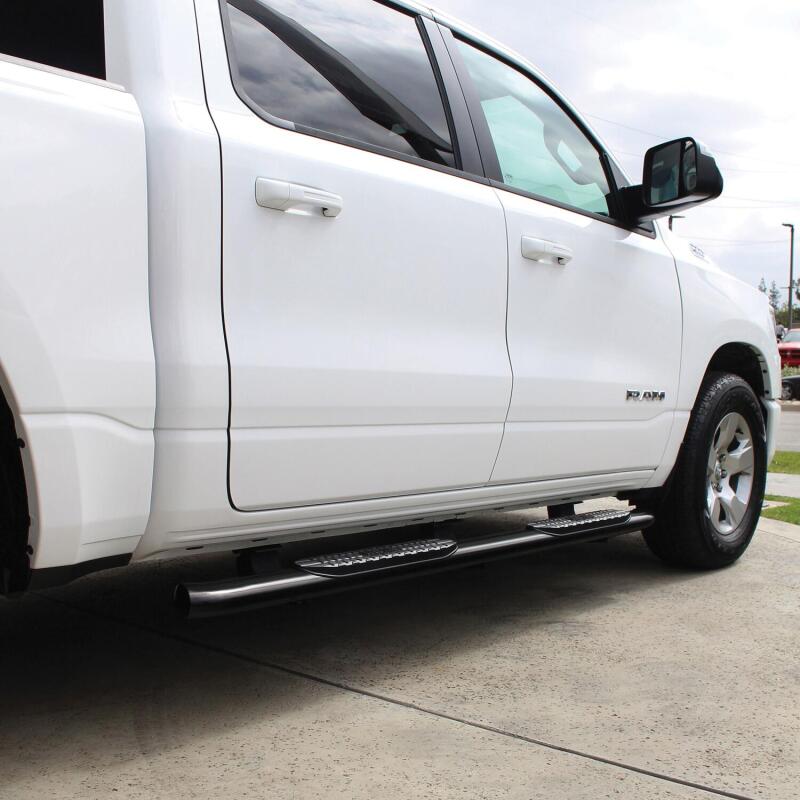 Westin 19-20 Ram 1500 Quad Cab (Excludes Ram 1500 Classic) PRO TRAXX 4 Oval Nerf Step Bars - Black Nerf Bars Westin