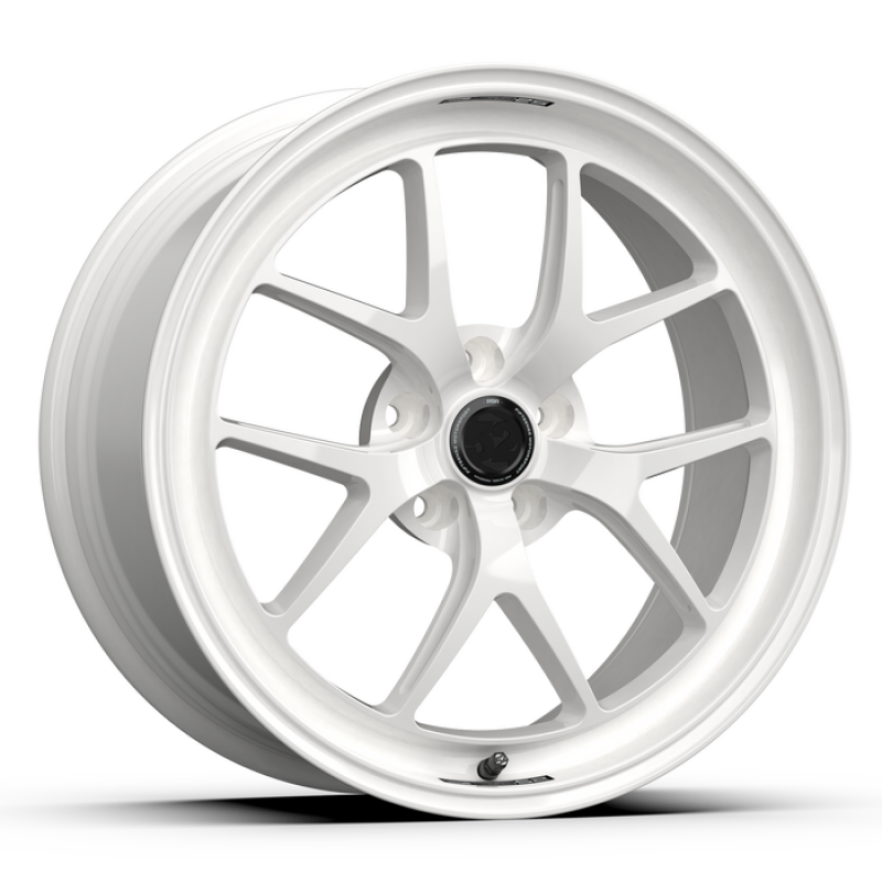 fifteen52 Sector RSR 19x9.5 5x114.3 38mm ET 73.1mm Center Bore Rally White Wheels - Cast fifteen52