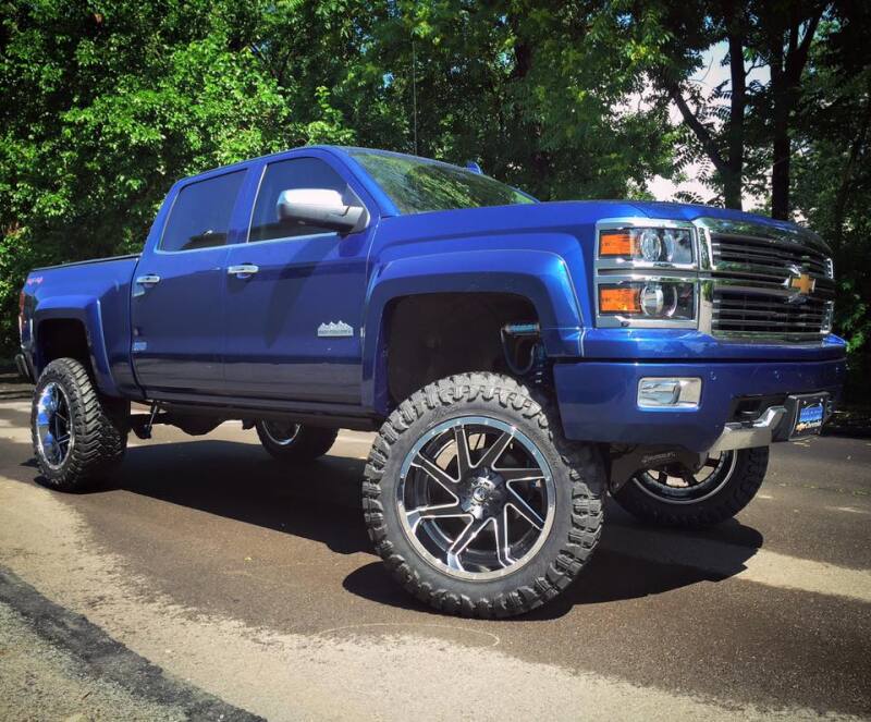 Superlift 14-18 Chevy Silv 4WD 8in Lift Kit w/ Alum/Stamped Steel Cntrl Arms & King Coils & Shocks Lift Kits Superlift