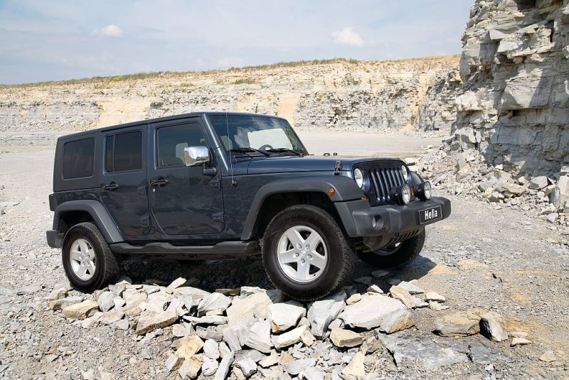 Hella Rallye 4000i Xenon Driving Beam Compact - 6.693in Dia 35.0 Watts 12V D1S Driving Lights Hella