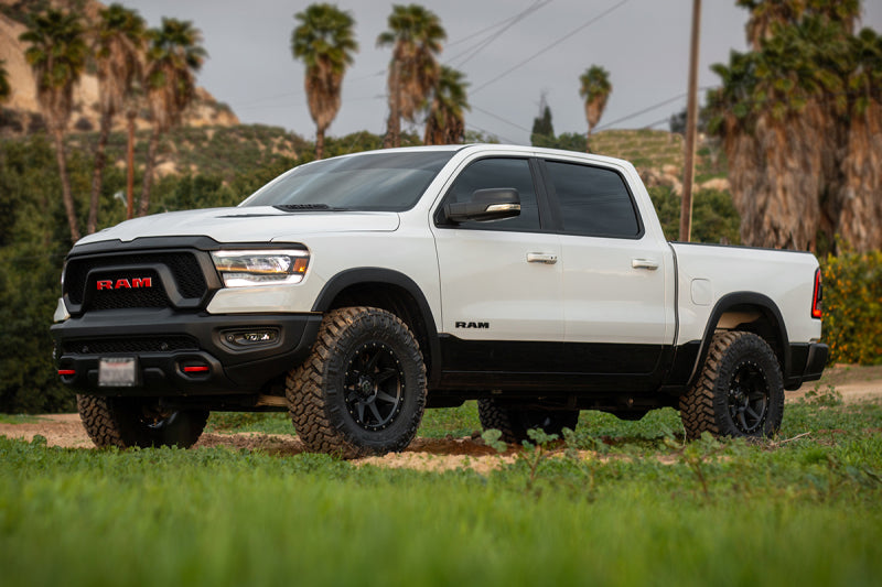 ICON 2019+ Ram 1500 2/4WD .75-2.5in Stage 4 Suspension System w/Tubular Uca Coilovers ICON