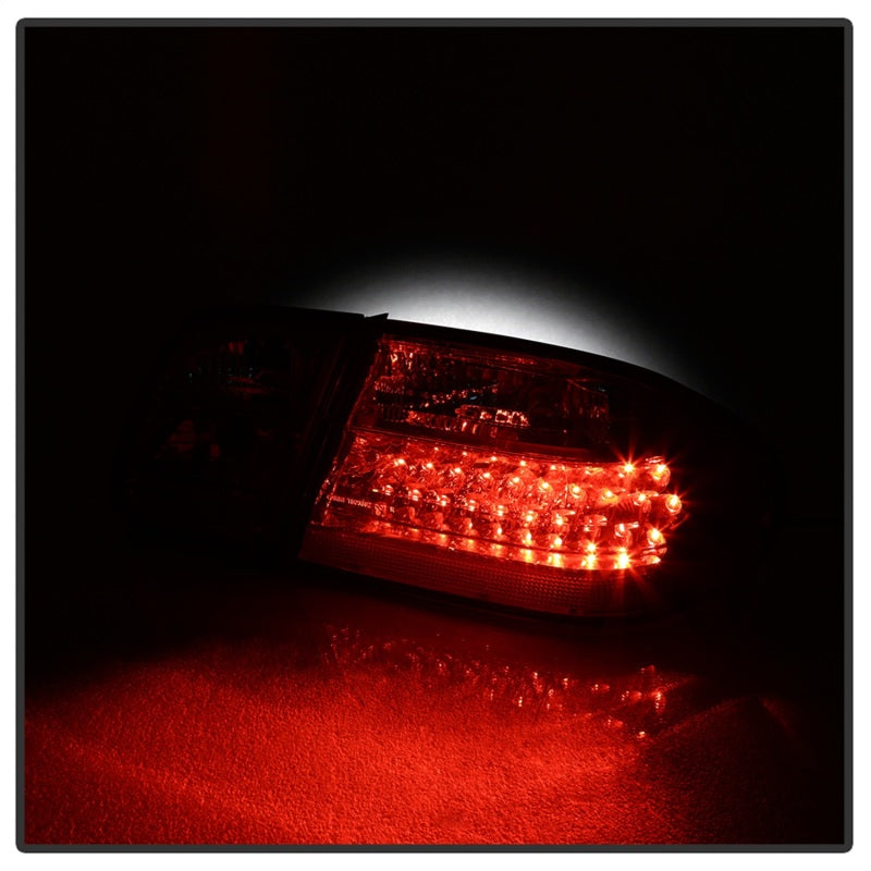 xTune Mercedes Benz W210 E-Class 96-02 LED Tail Lights Red Clear ALT-CL-MBW210-LED-RC Tail Lights SPYDER