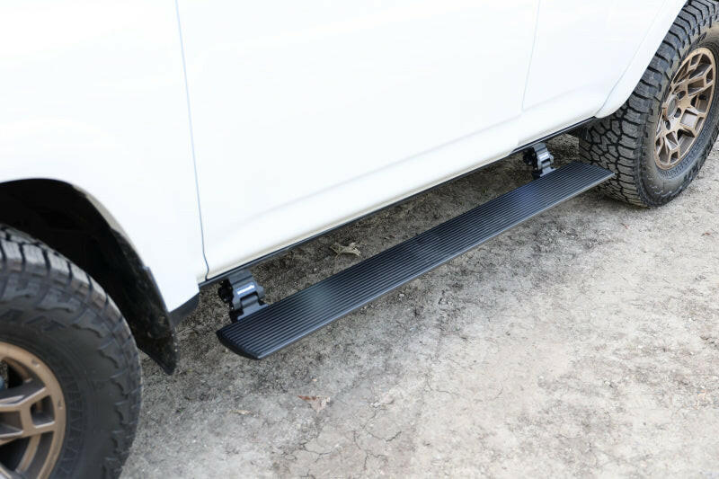 RealTruck 14-24 Toyota 4Runner VoltStep Electric Running Board Kit - Tex. Blk Running Boards Go Rhino