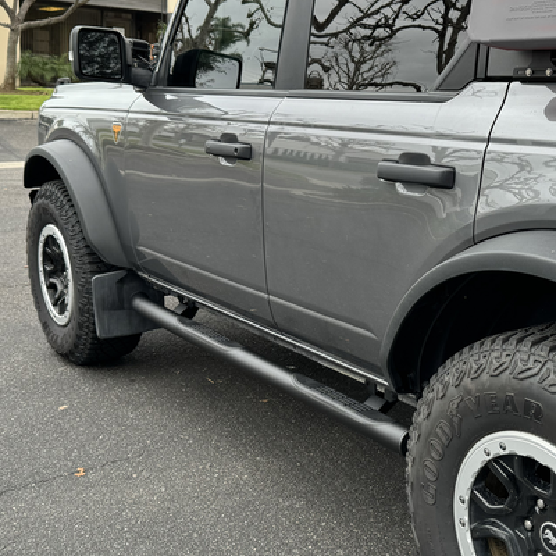 Go Rhino 21-26 Ford Bronco (4dr) 4000 Series Side Steps - Cab Length - Tex. Blk Side Steps Go Rhino