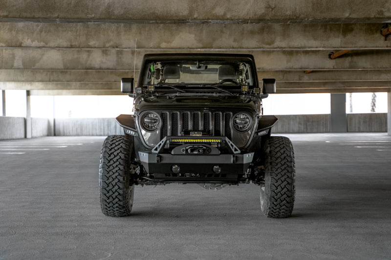 DV8 Offroad 07-23 Jeep Wrangler/Gladiator JT/JK/JL FS-25 Stubby Front Bumper w/Plated Bull Bar Bumpers - Steel DV8 Offroad