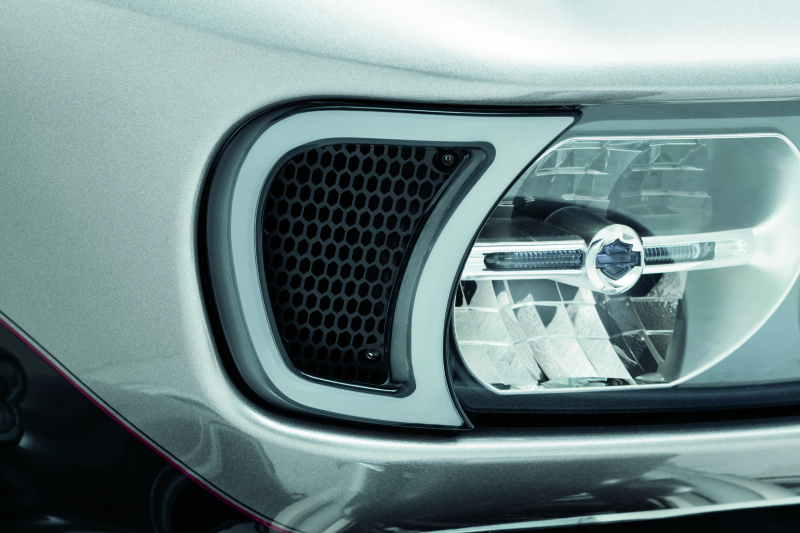 Kuryakyn Tracer Headlight Vent Accents Road Glide Exterior Trim Kuryakyn