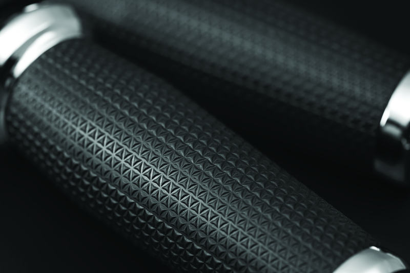 Kuryakyn Thresher Grips Universal 1inch Chrome Bolts Kuryakyn