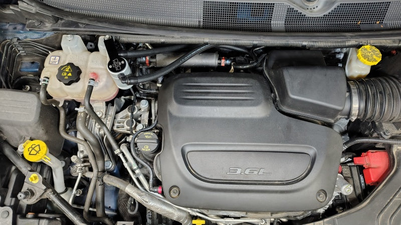 J&L 17-25 Chrysler Pacifica/20-25 Chrysler Voyager Oil Separator PCV Side - Clear Anodized Oil Separators J&L