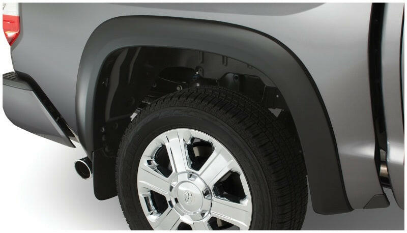 Bushwacker 95-04 Toyota Tacoma Fleetside OE Style Flares 4pc 74.5in Bed w/ 4WD Only - Black Fender Flares Bushwacker