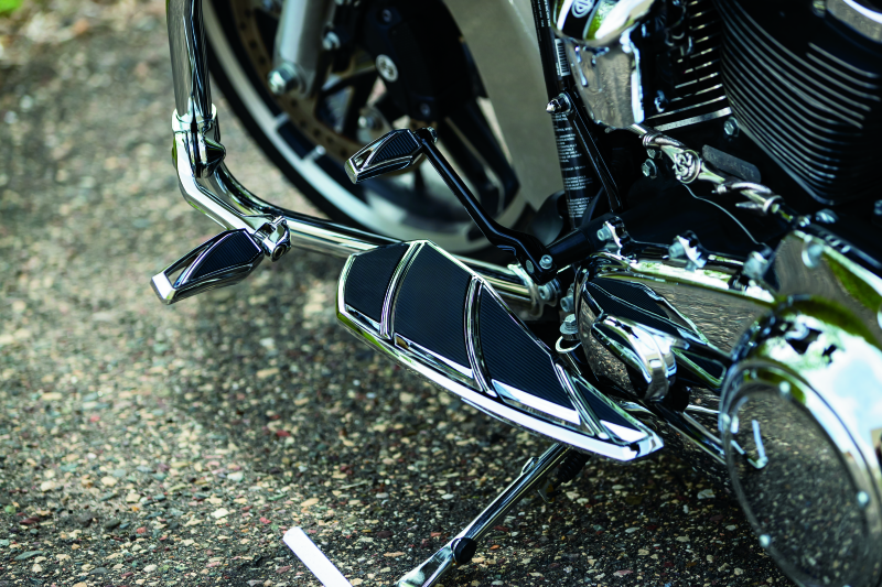 Kuryakyn Phantom Shift Peg Chrome Footpegs Kuryakyn