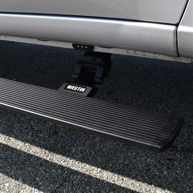 Westin 19-26 Chev/GMC Silv/Srra 1500 CC (No 19 LTD) / 20-26 2500/3500 Pro-e Running Boards - Tex Blk Running Boards Westin