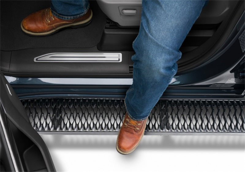 N-Fab Growler Fleet 19-20 Chevy/GMC 1500 Double Cab - Cab Length - Tex. Black Running Boards N-Fab