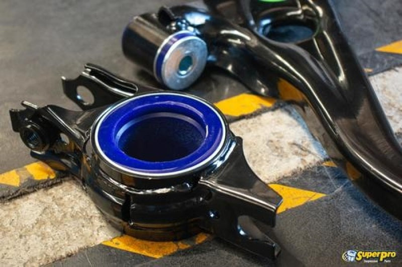 SuperPro 2016 Honda Civic EX Front Lower Control Arm Set w/ Bushings Control Arms Superpro