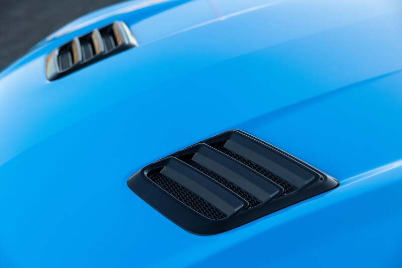 Roush 2018-2023 Mustang Hood Heat Extractors - Gloss Black Hood Vents Roush