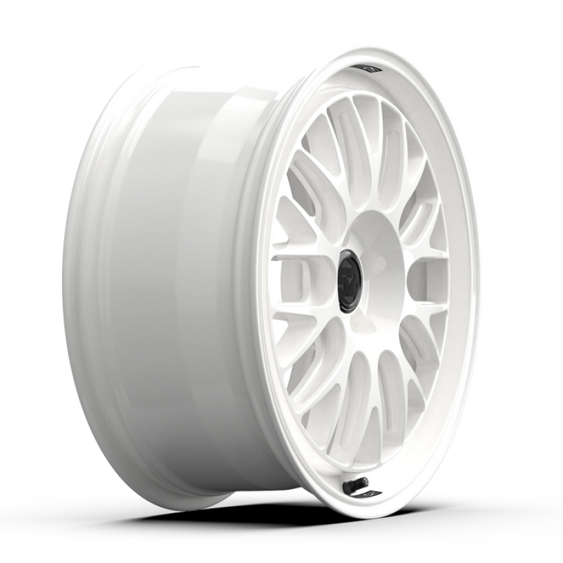 fifteen52 Holeshot RSR 19x9.5 5x114.3 38mm ET 73.1mm Center Bore Rally White Wheels - Cast fifteen52