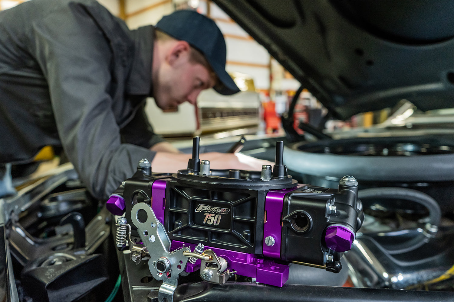 Carburetor 950CFM Gas Supercharger Mech Sec. Carburetor Proform