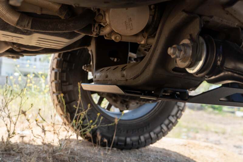 DV8 16-23 Toyota Tacoma Front Skid Plate Skid Plates DV8 Offroad