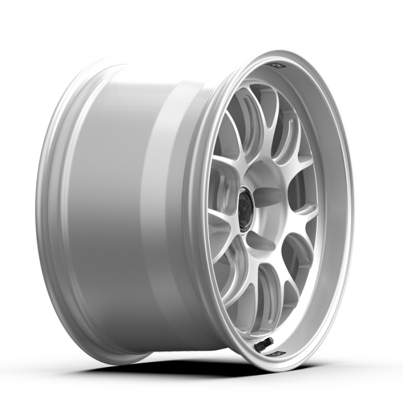 fifteen52 Apex RSR 18x10.5 5x120 25mm ET 72.56mm Center Bore Radiant Silver Wheels - Cast fifteen52