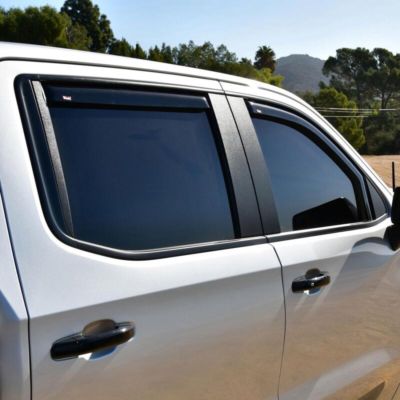Westin 19-21 Chevy Silverado Crew Cab Pickup In-Channel Wind Deflector 4pc - Smoke Wind Deflectors Westin