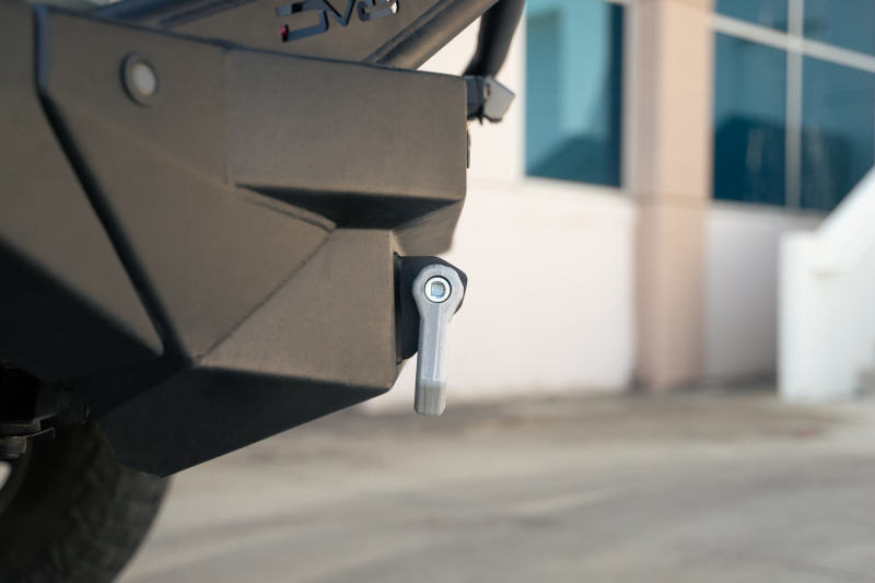 DV8 Offroad Elite Series D-Ring Shackles - Pair (Gray) Bumper Accessories DV8 Offroad