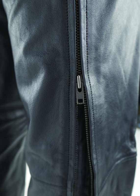 Kuryakyn Leather By River Road Plains Leather Chaps Black - Large Pants Kuryakyn